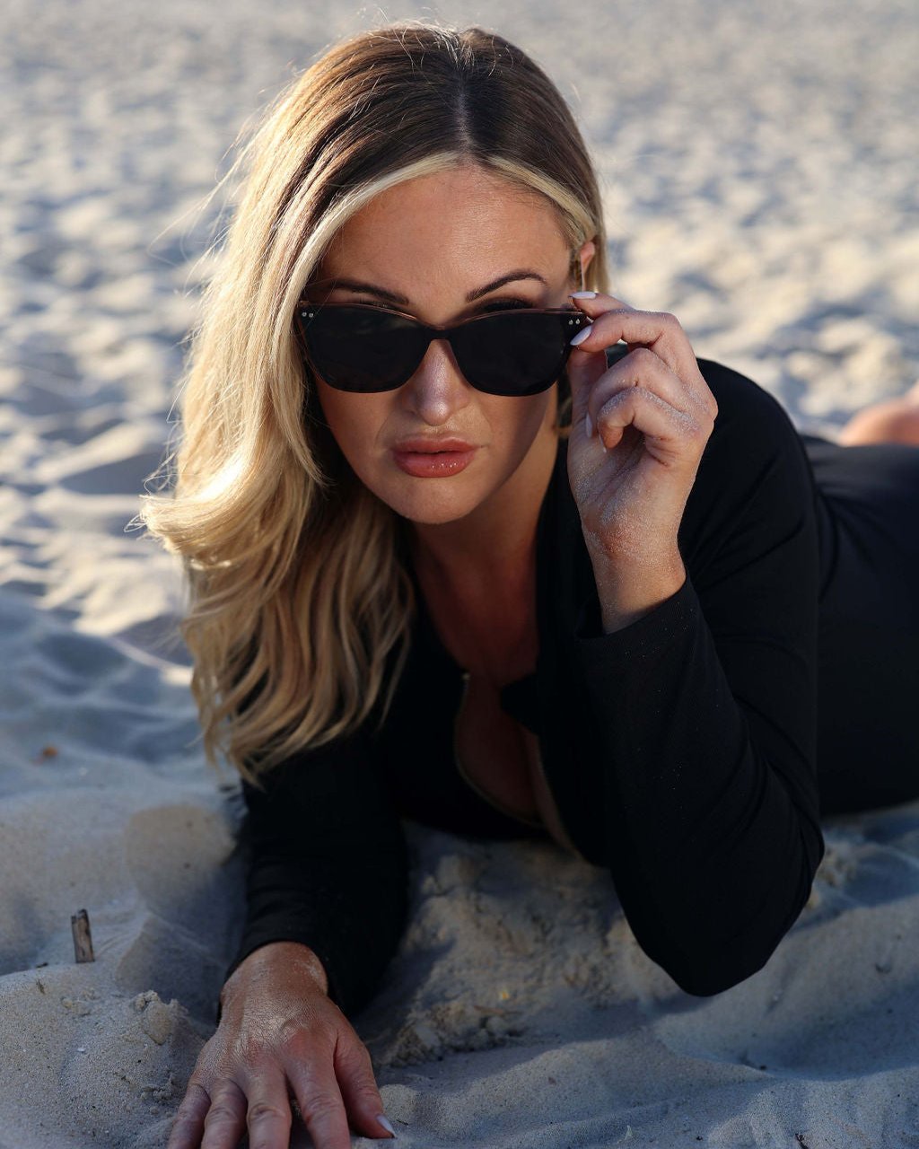 BONITA Magnetic Sunglasses — Golden Torte