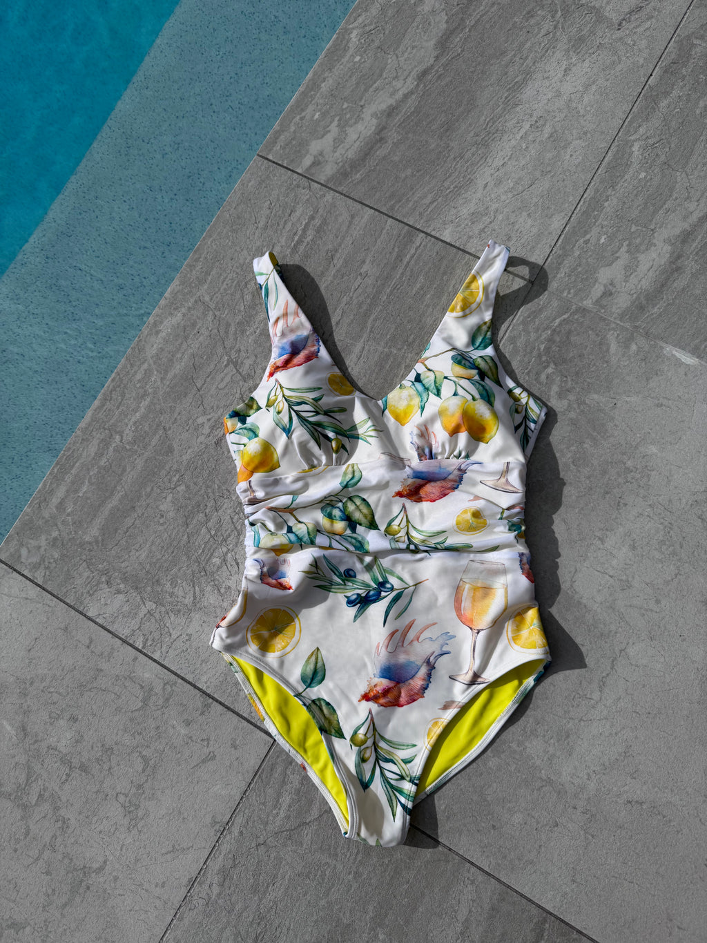 LJETA ONE PIECE — Adriatic