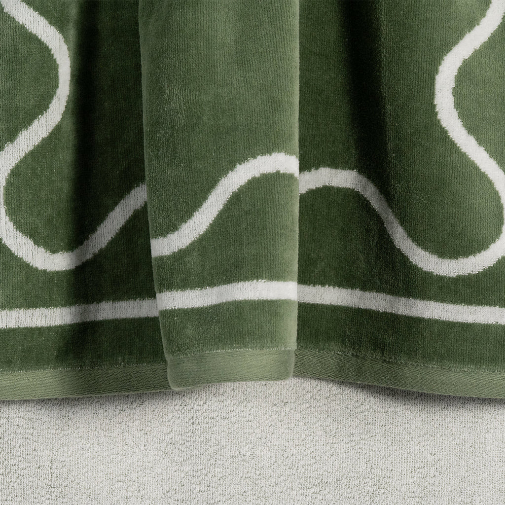 Sorrentina Velour Beach Towel - Scallop Olive
