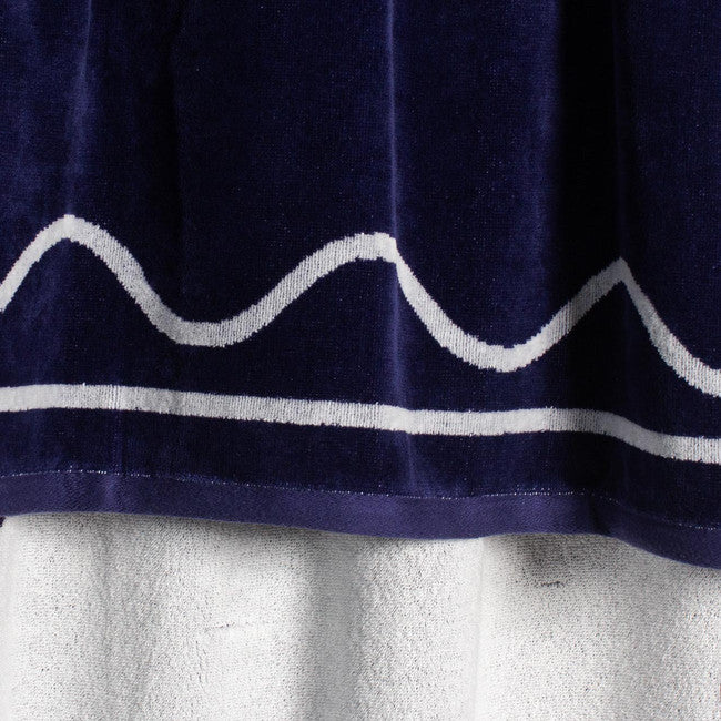 SORRENTINA Velour Beach Towel — Scallop Navy