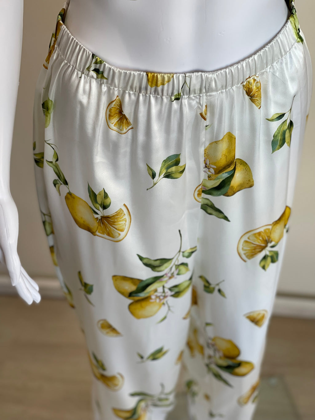 LEMONS Satin Singlet